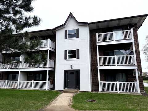 153 Gregory Street, Aurora, IL 60504