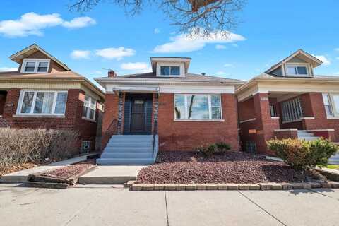 7621 S Luella Avenue, Chicago, IL 60649