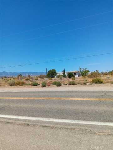 10484 Johnson Rd, Phelan, CA 92371