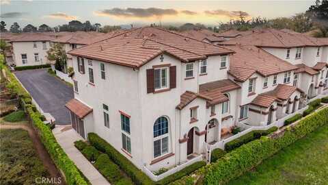 33520 Willow Haven Lane, Murrieta, CA 92563