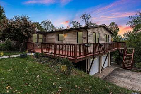744 Augusta Avenue, Morgantown, WV 26501