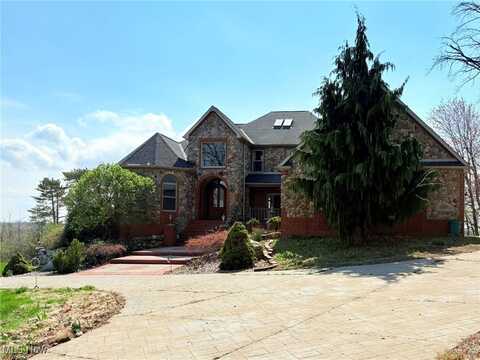 3065 Perry Drive NW, Canton, OH 44708