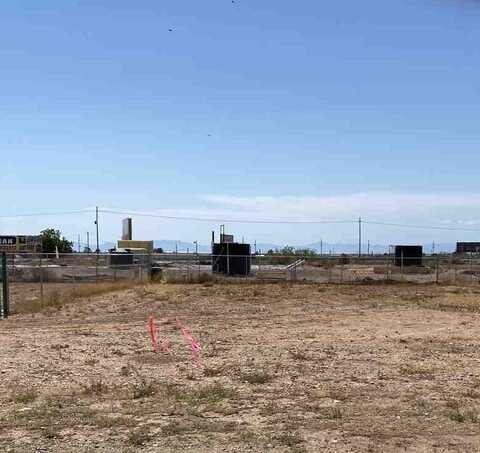 8 Nogal St, Alamogordo, NM 88310