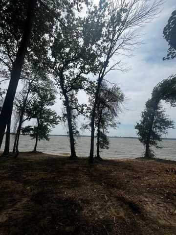 367 PR 5826, Groesbeck, TX 76642