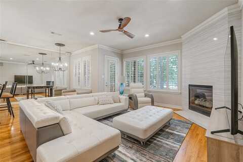 935 Liberty Street, Dallas, TX 75204