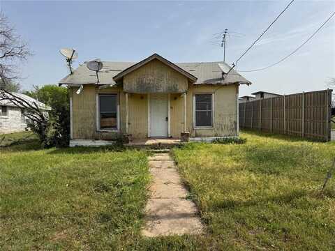 411 Decatur Street, Bowie, TX 76230