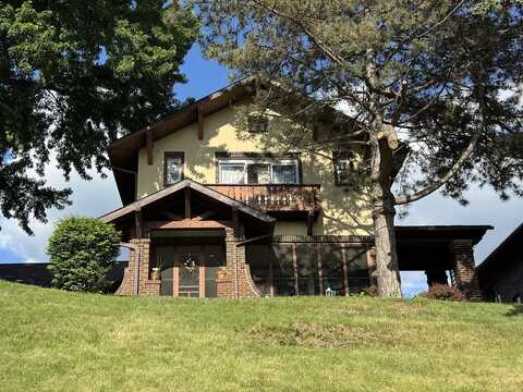 318 N 4th, SAVANNA, IL 61074