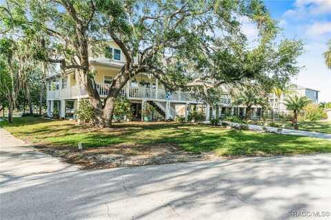 2011 NW 13th Street, Crystal River, FL 34428