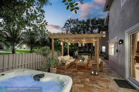 11785 NW 2nd St, Plantation, FL 33325