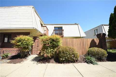 418 Duck Hunter Court, Virginia Beach, VA 23451