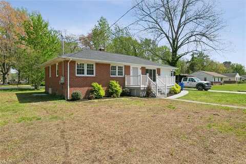 1 Wedgewood Drive, Newport News, VA 23601