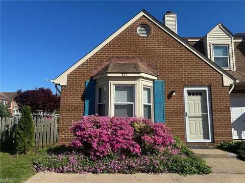 421 San Roman Drive, Chesapeake, VA 23322
