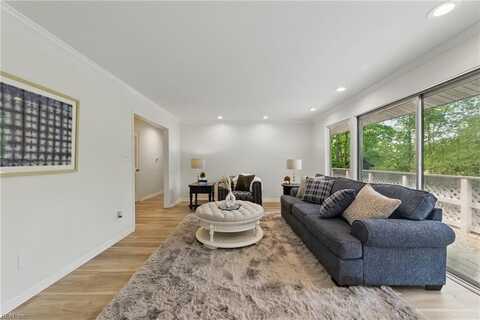 12 Gosnold Place, Newport News, VA 23606