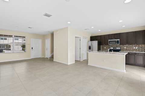 2900 NW Treviso Circle, Port Saint Lucie, FL 34986