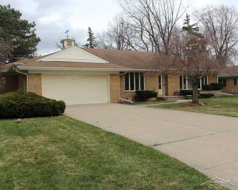 28 Ardmore, Saginaw, MI 48602