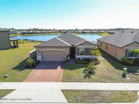 830 Remington Green Drive SE, Palm Bay, FL 32909
