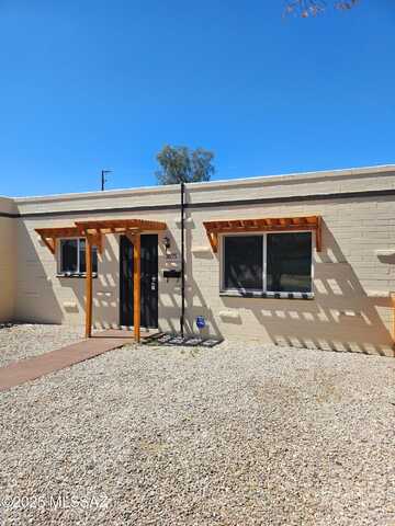 3675 E 33rd Street, Tucson, AZ 85713