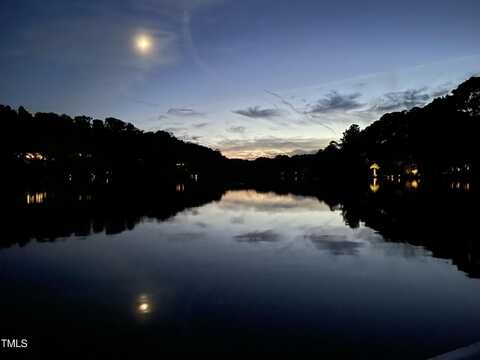 2140 N Lakeshore Drive, Chapel Hill, NC 27514