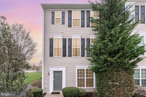 3001 E MERIDIAN CMNS, MECHANICSBURG, PA 17055