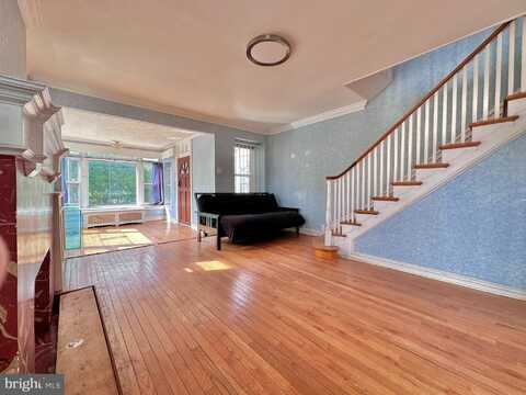 6718 COBBS CREEK PARKWAY, PHILADELPHIA, PA 19142