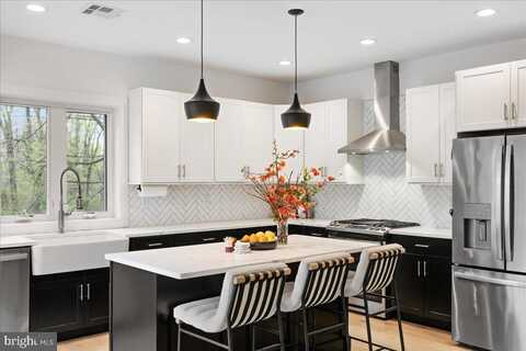 79 WILSON ST, LAMBERTVILLE, NJ 08530