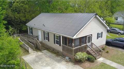 506 Rowsom Street, Columbia, NC 27925