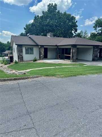 1 Brett LN, Bella Vista, AR 72714