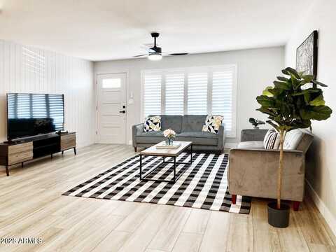 8424 E DIANNA Drive, Scottsdale, AZ 85257