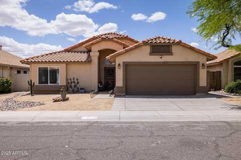 4529 E THISTLE LANDING Drive, Phoenix, AZ 85044
