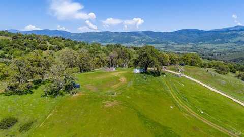 9480 Black Bart Trail, Redwood Valley, CA 95470