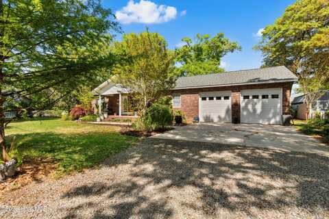 1931 Wonderland Street SW, Ocean Isle Beach, NC 28469