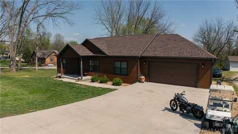 26708 Sweetberry Drive, Warsaw, MO 65355