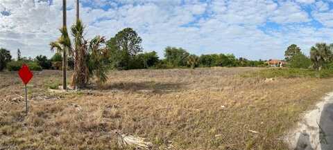 708 Canterbury, LEHIGH ACRES, FL 33974