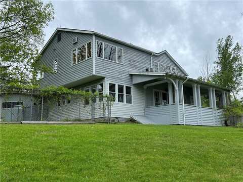1017 Cayuga Heights Road, Lansing, NY 14850