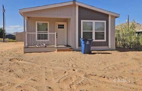 65 E Lexington, Big Water, UT 84741