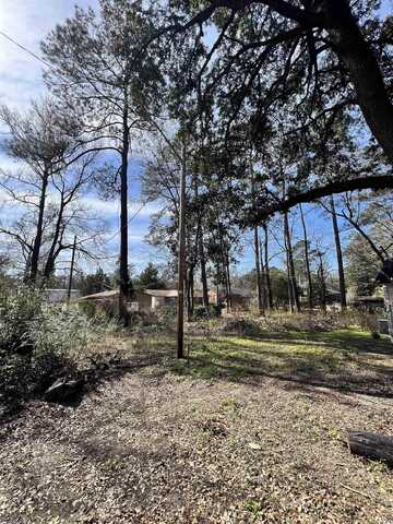 2208 6th Ave., Conway, SC 29527