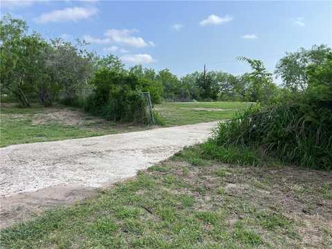 109 Pawnee, Sandia, TX 78383
