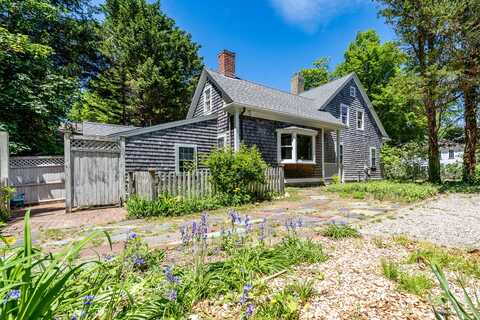 405 Route 6A, Yarmouth Port, MA 02675