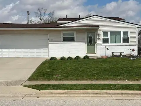 854 Crescent Drive, West Jefferson, OH 43162