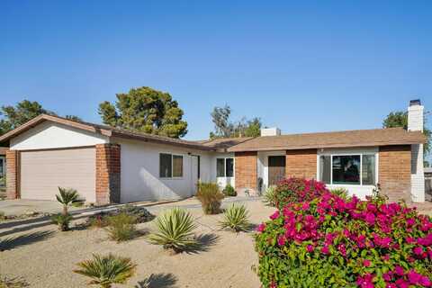 43690 Virginia Avenue, Palm Desert, CA 92211