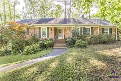 1933 Birchwood Drive, Macon, GA 31211
