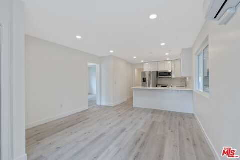 1025 Pleasantview Ave, Venice, CA 90291