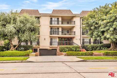 15248 Dickens St, Sherman Oaks, CA 91403