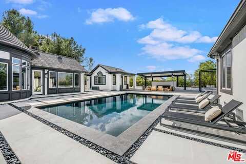 1 Falconridge Dr, Coto De Caza, CA 92679