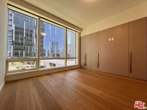 877 Francisco St, Los Angeles, CA 90017