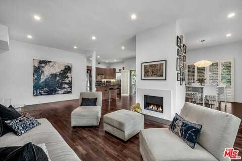 2332 Fox Hills Dr, Los Angeles, CA 90064