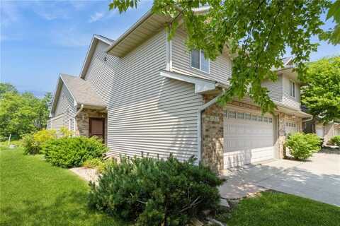 1231 Nicholas Lane, North Liberty, IA 52317