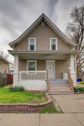 517 18th Street SE, Cedar Rapids, IA 52403