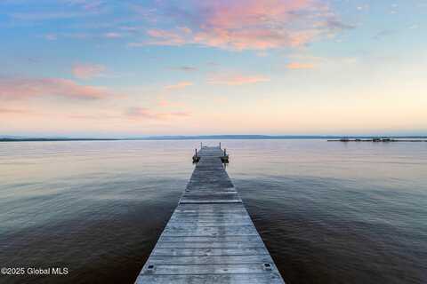 128 Paradise Pt Lane, Mayfield, NY 12117