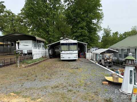 146 Sunshine Trail, Mount Gilead, NC 27306